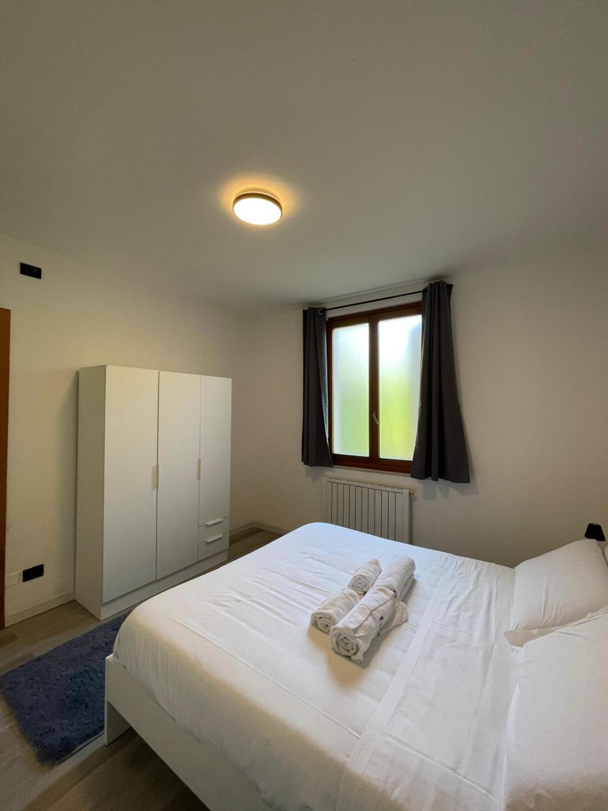 Marconi City Centre Desenzano del Garda Exterior photo